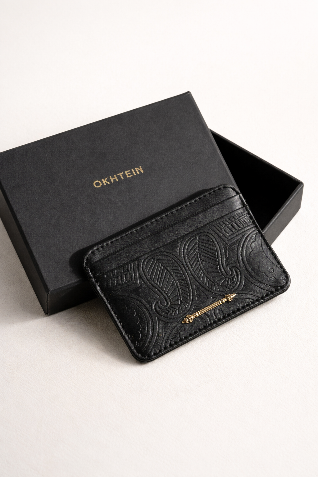 OKHTEIN Embossed Leather Card Holder –black
