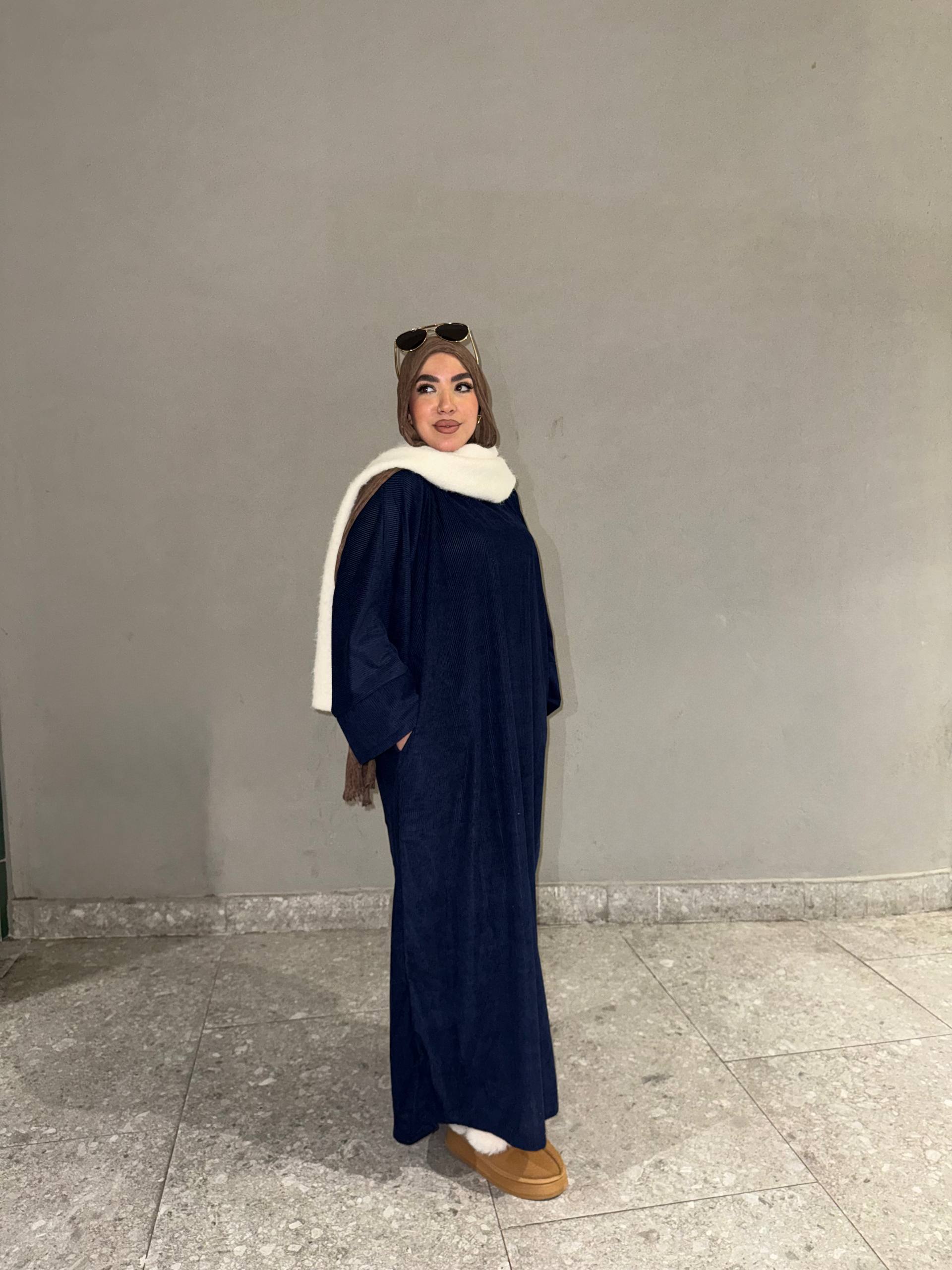 Moon Warm Velvet Abaya